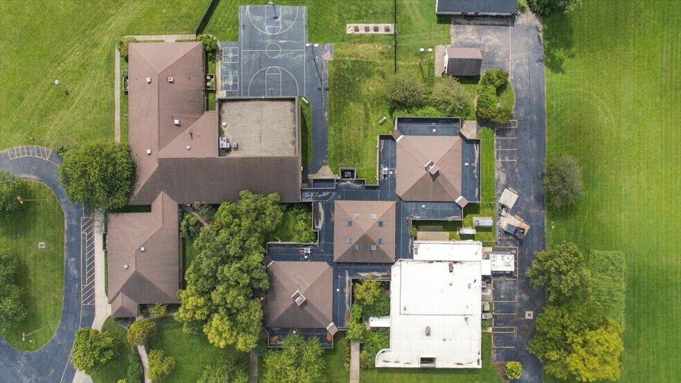 More Photos Of 301 Obetz Rd, Columbus Specialty For Sale