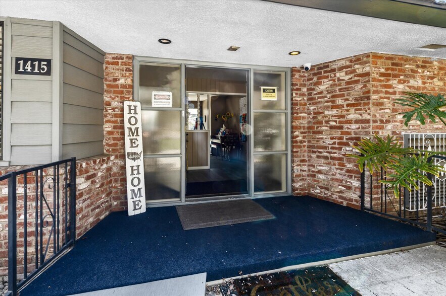 More Photos Of 1415 W Scott Ave, Fresno Assisted Living For Sale