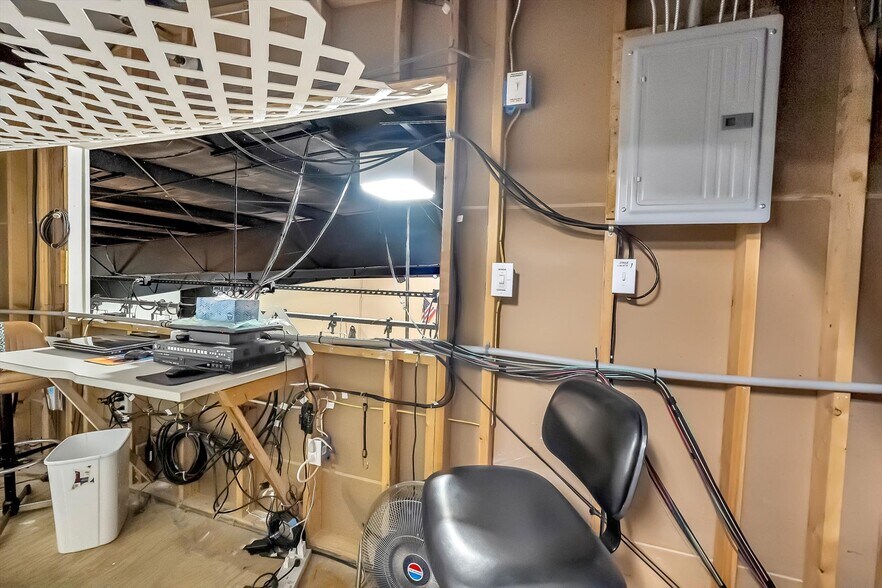 More Photos Of 140 North Point Prairie Rd, Wentzville Religious Facility For Sale