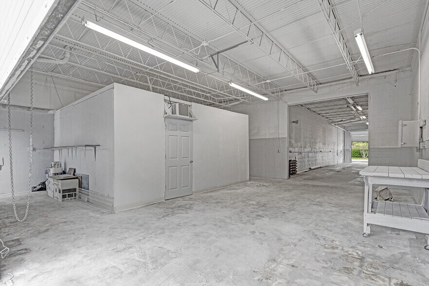 More Photos Of 1800-1812 SW 7th Ave, Pompano Beach Warehouse For Sale