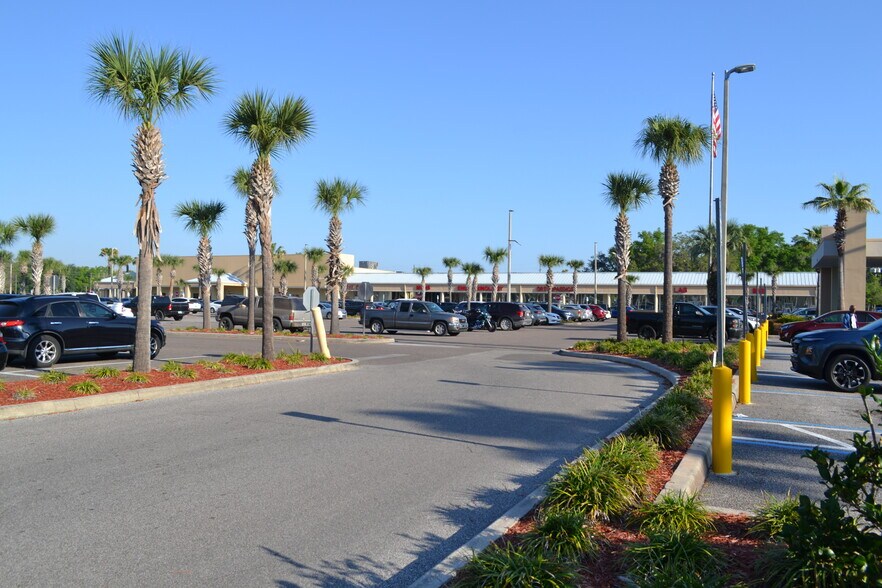 More Photos Of 6606 Stadium Dr, Zephyrhills Medical For Sale