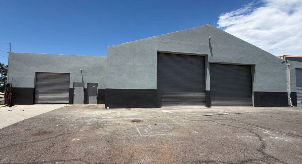 More Photos Of 650 W McKellips Rd, Mesa Warehouse For Lease