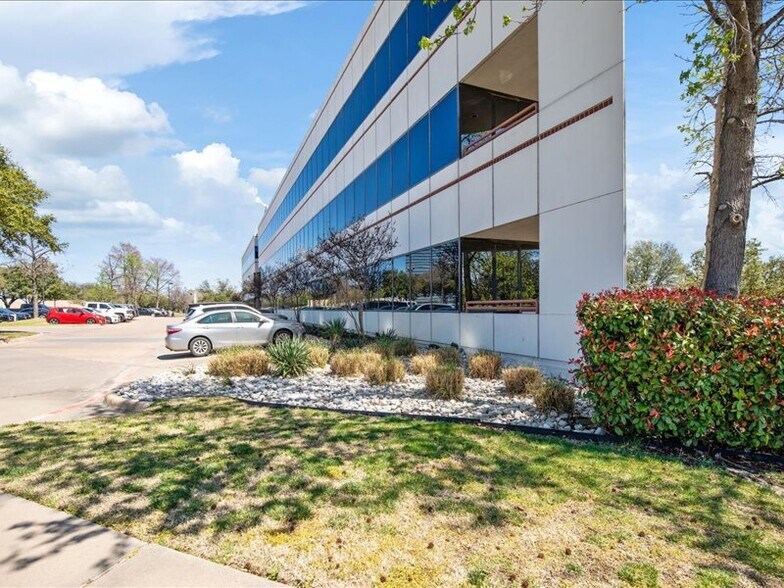 More Photos Of 600 E John Carpenter Fwy, Irving Office For Lease
