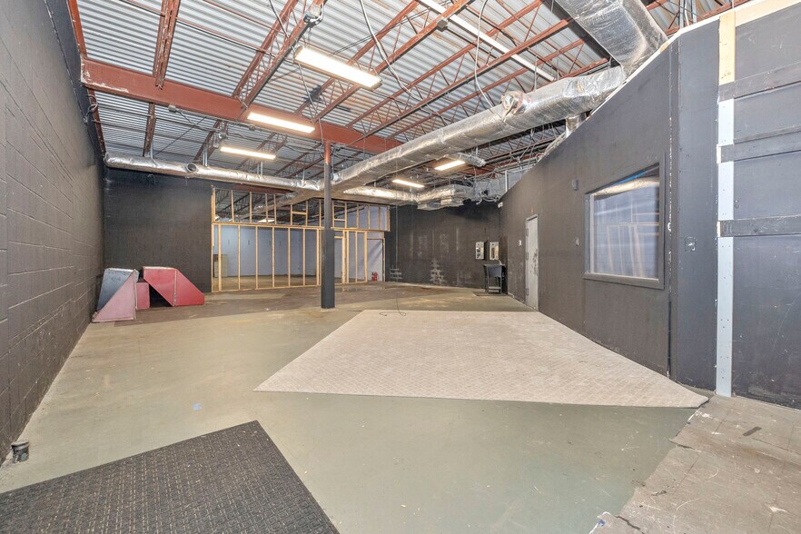 More Photos Of 306 E Patrick St, Frederick General Retail For Lease