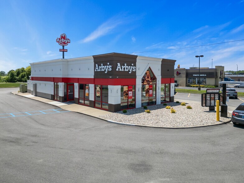 More Photos Of 4651 W 61st Ave, Hobart Fast Food For Sale