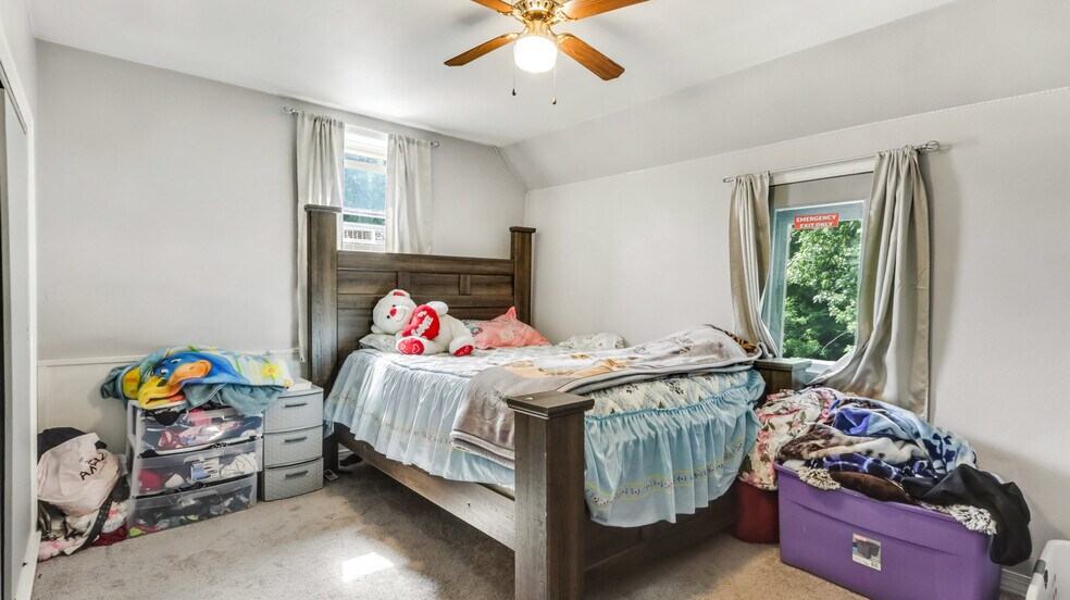 More Photos Of 106 S Harding St, Owen Apartments For Sale