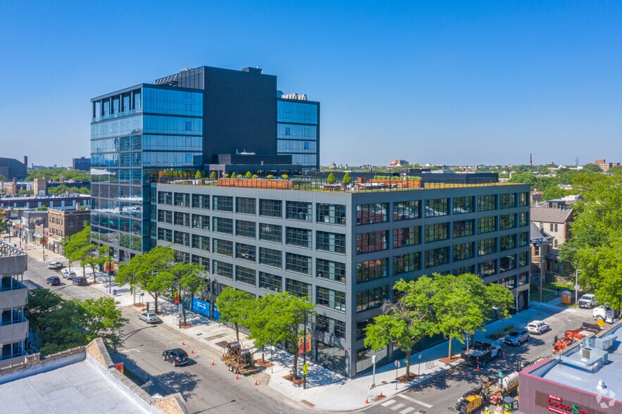 More Photos Of 5050 N Broadway St, Chicago Apartments For Lease