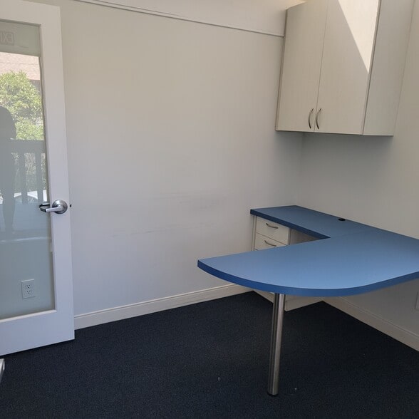 More Photos Of 1075 1st St, Benicia Medical For Lease