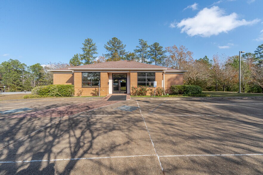 More Photos Of 6408 Highway 28 E, Pineville Office For Sale
