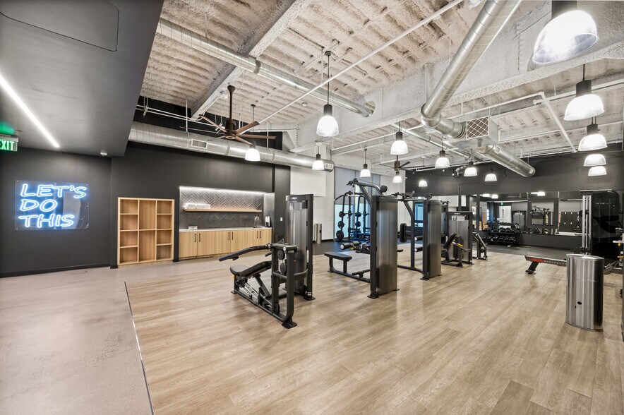 More Photos Of 222 S Main St, Salt Lake City Office For Lease