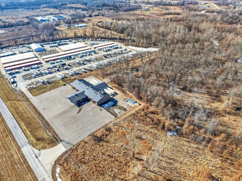 More Photos Of 1834 Outer Hwy 61 hwy, Moscow Mills Flex For Sale