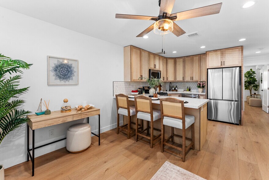 More Photos Of 4286 Samoset Ave, San Diego Multifamily For Sale