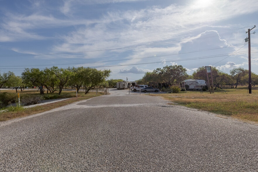 More Photos Of 14145 US Highway 181, Sinton Manufactured Housing Mobile Home Park For Sale