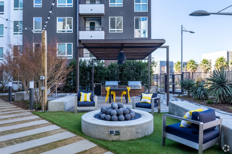 More Photos Of 1821 S Milpitas Blvd, Milpitas Apartments For Lease