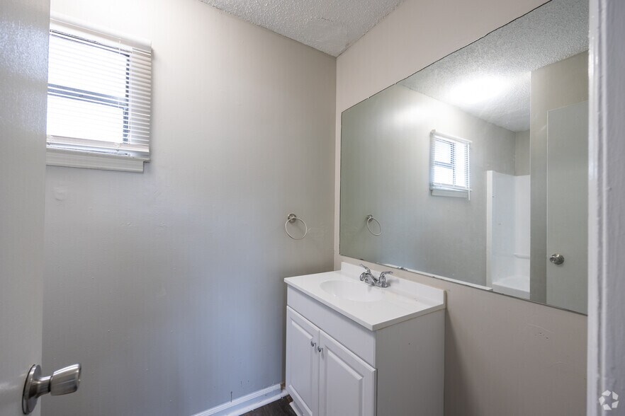 More Photos Of 3656 Browns Bridge Rd, Gainesville Apartments For Sale