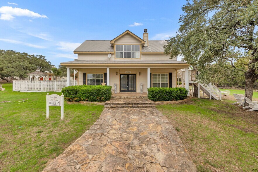 More Photos Of 251 Circle Dr, Wimberley Hospitality For Sale