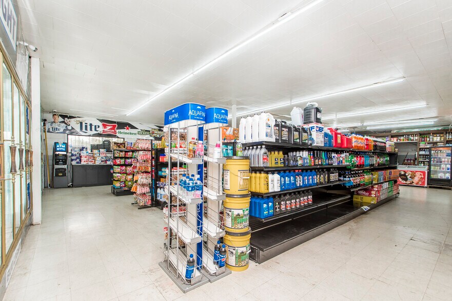 More Photos Of 11597 21, Bogalusa Convenience Store For Sale