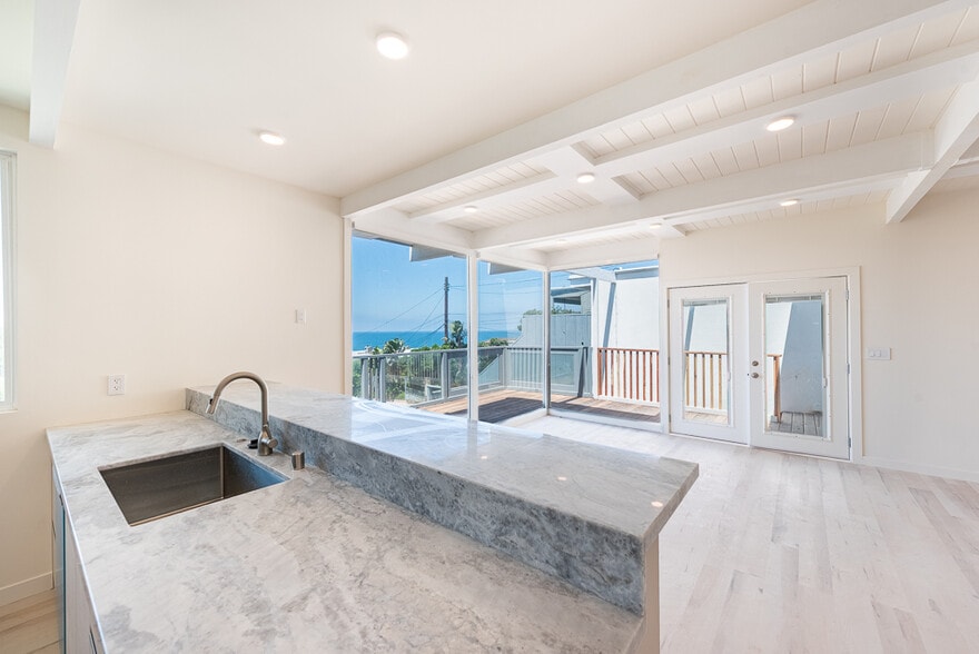 More Photos Of 7273 Birdview Ave, Malibu Apartments For Sale