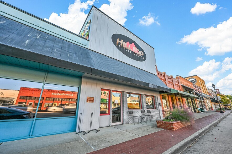 More Photos Of 130 N Main St, Mansfield Storefront Retail Office For Sale