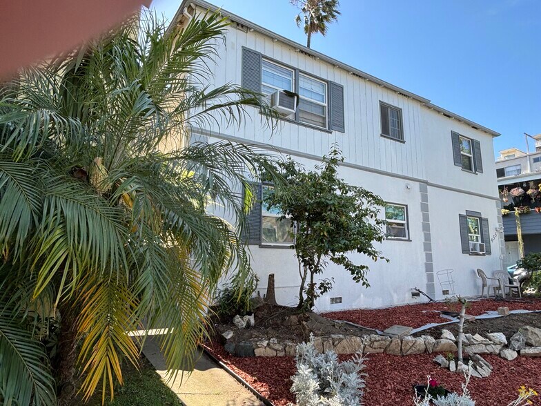 More Photos Of 455 S Oakhurst Dr, Beverly Hills Apartments For Sale