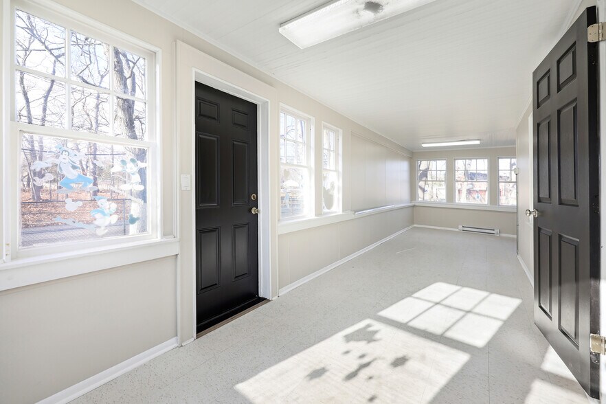 More Photos Of 110 Charles St, Old Bridge Daycare Center For Lease