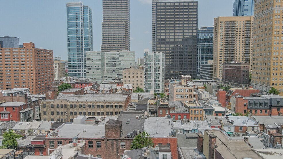 More Photos Of 2007-2011 Walnut St, Philadelphia Apartments For Sale