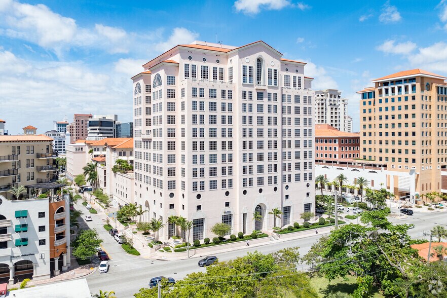 Primary Photo Of 2 Alhambra Plz, Coral Gables Office Residential For Lease
