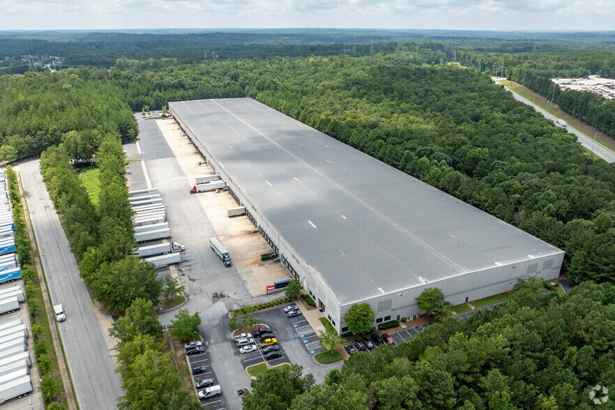 More Photos Of 105 Kendall Park Ln, Atlanta Warehouse For Lease
