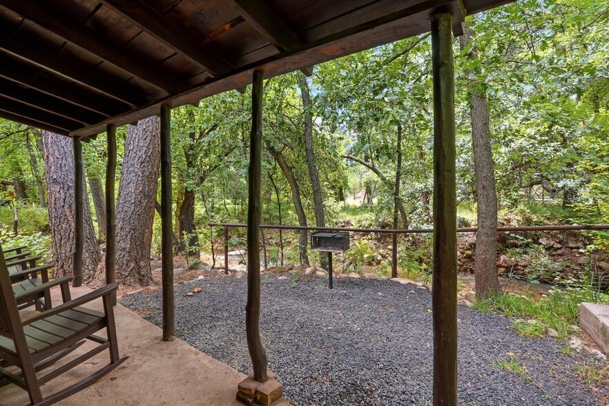 More Photos Of 1355 E Christopher Creek Loop, Payson Hotel For Sale