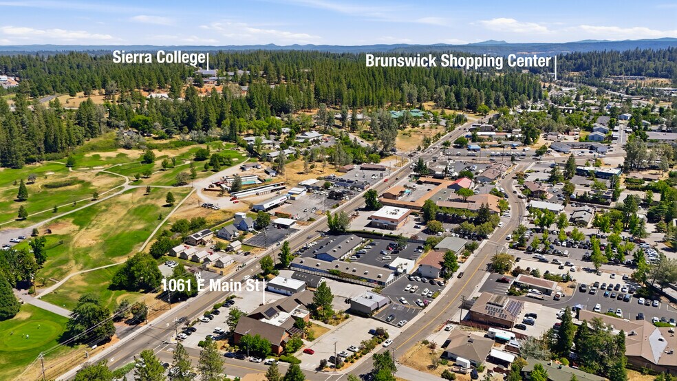 More Photos Of 1061 E Main St, Grass Valley Medical For Sale