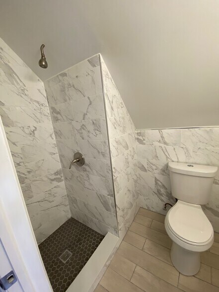 More Photos Of 145 Westervelt Ave, Staten Island Storefront Retail Residential For Sale