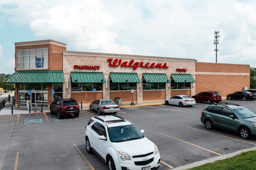 More Photos Of 5225 N 90th St, Omaha Drugstore For Sale