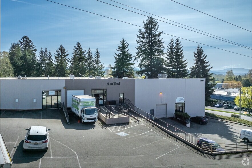 More Photos Of 13536 NE 126th Pl, Kirkland Industrial For Sale