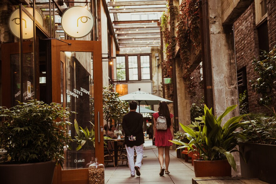 More Photos Of 1424 11th Ave, Seattle Loft Creative Space For Lease