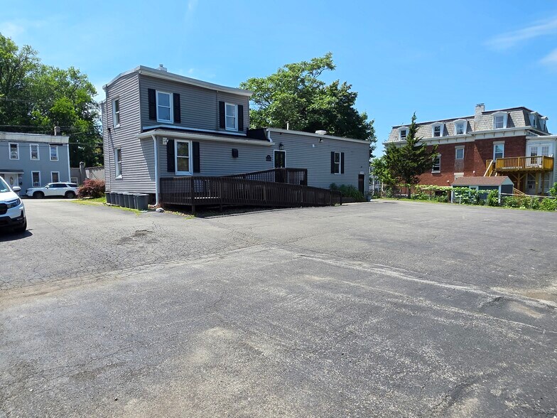 More Photos Of 45 Quassaick Ave, New Windsor Township Medical For Sale