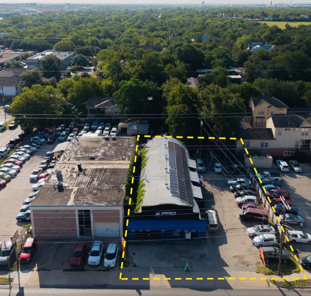 More Photos Of 5415 N Lamar Blvd, Austin Auto Repair For Lease