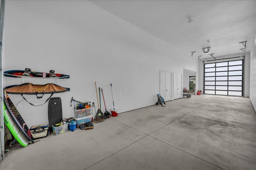 More Photos Of 3366 W 2100 S, Hurricane Multifamily For Sale