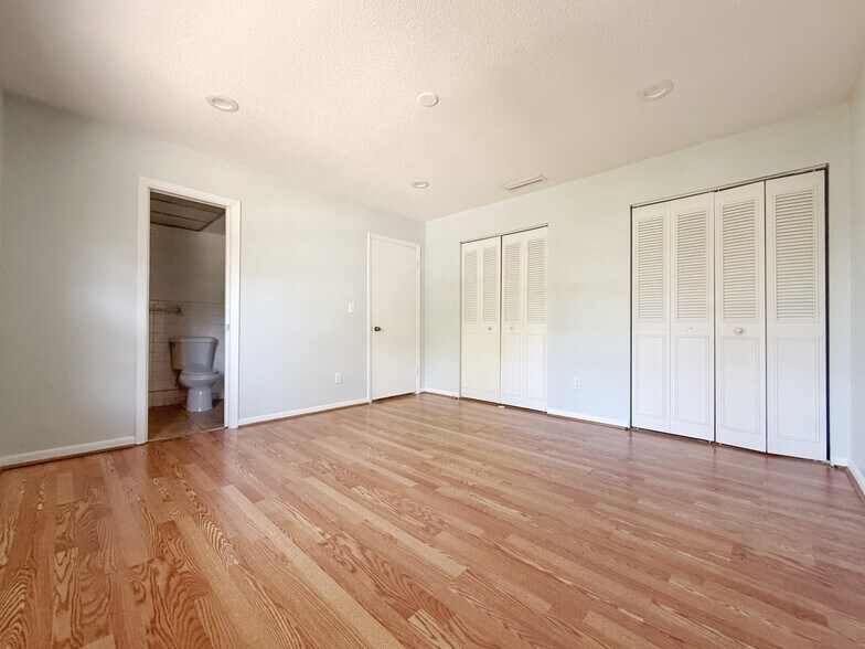 More Photos Of 1251-1255 Miller Ave, Winter Park Medical For Lease