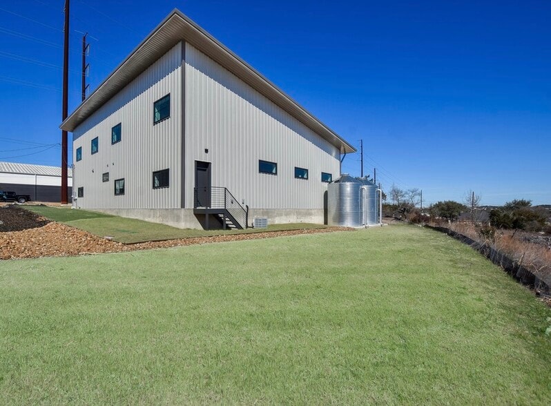 More Photos Of 1301 O Reilly Ct, Lakeway Specialty For Sale