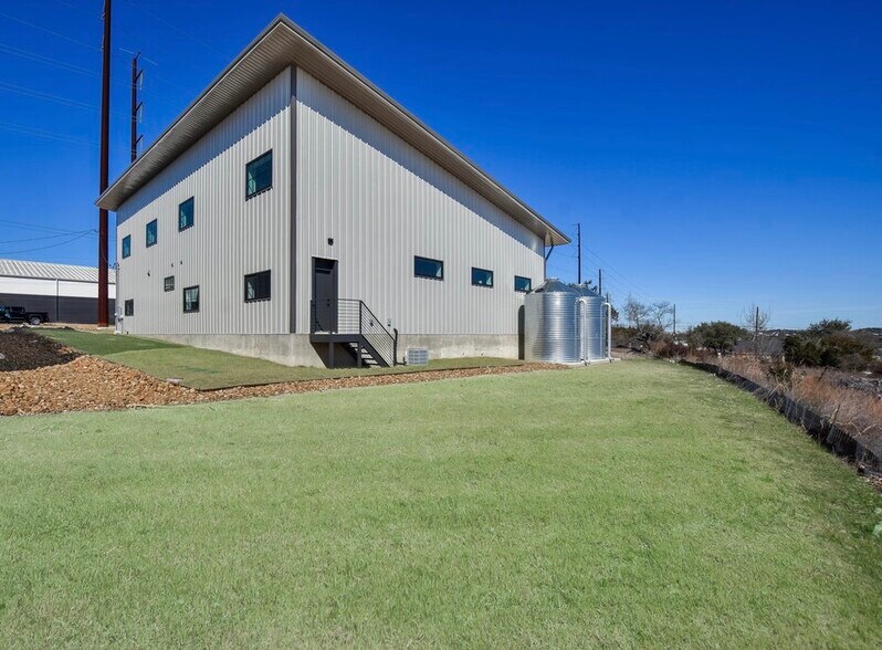 More Photos Of 1301 O Reilly Ct, Lakeway Specialty For Sale