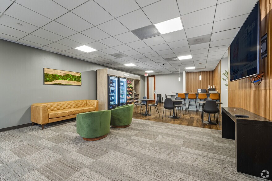 More Photos Of 4265 San Felipe St, Houston Office For Lease