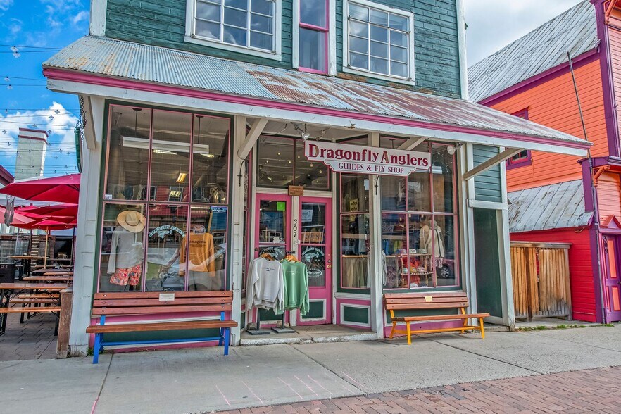 More Photos Of 307 Elk Ave, Crested Butte General Retail For Sale