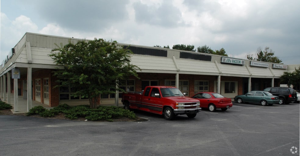 More Photos Of 3316 Ashley Phosphate Rd, North Charleston Freestanding For Lease