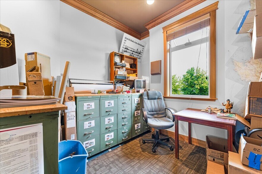 More Photos Of 817 Ohare Pky, Medford Loft Creative Space For Sale