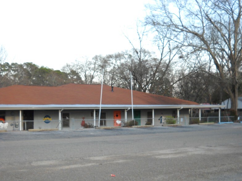 More Photos Of 821 Peachtree St, Prattville Daycare Center For Sale