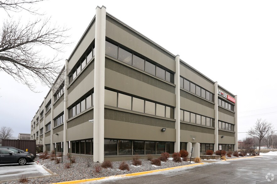 More Photos Of 1101 E 78th St, Bloomington Office For Lease