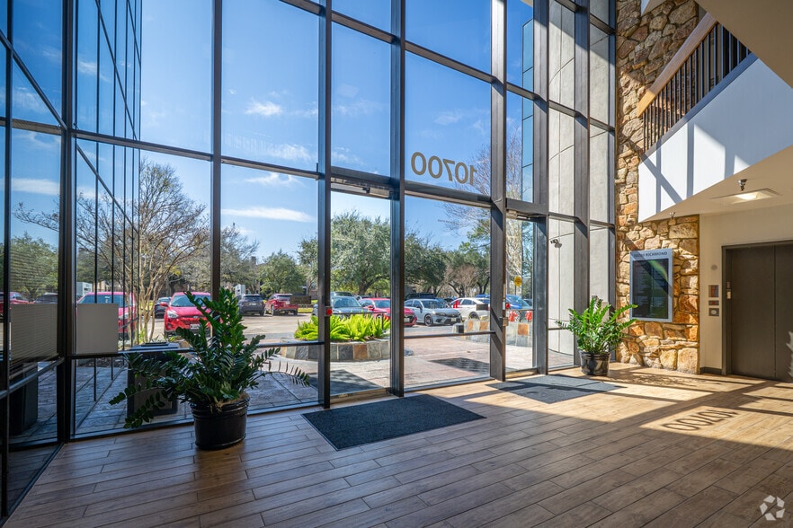 More Photos Of 10700 Richmond Ave, Houston Office For Lease