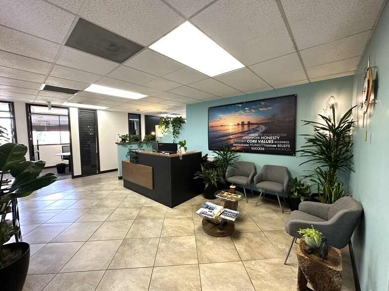 More Photos Of 333 W Broadway, Long Beach Medical For Sale
