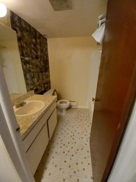 More Photos Of 4535 Cadieux Rd, Detroit Apartments For Sale