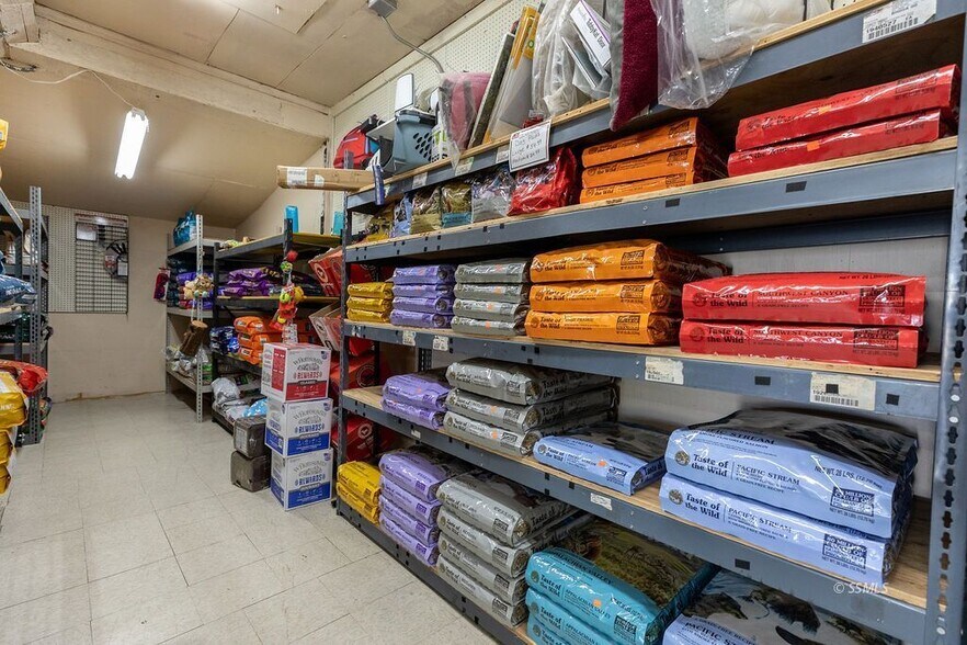 More Photos Of 6259 Hwy 178, Inyokern Freestanding For Sale